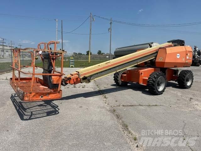 JLG 600S Diger