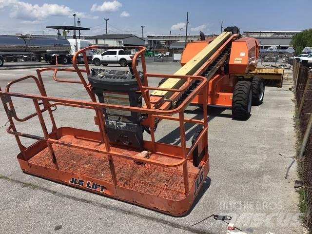 JLG 600S Diger