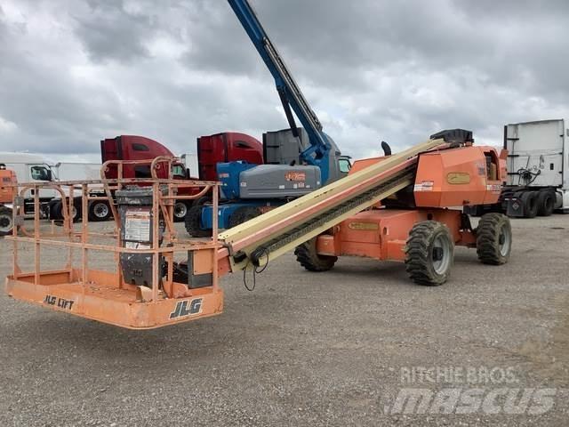 JLG 600S Diger