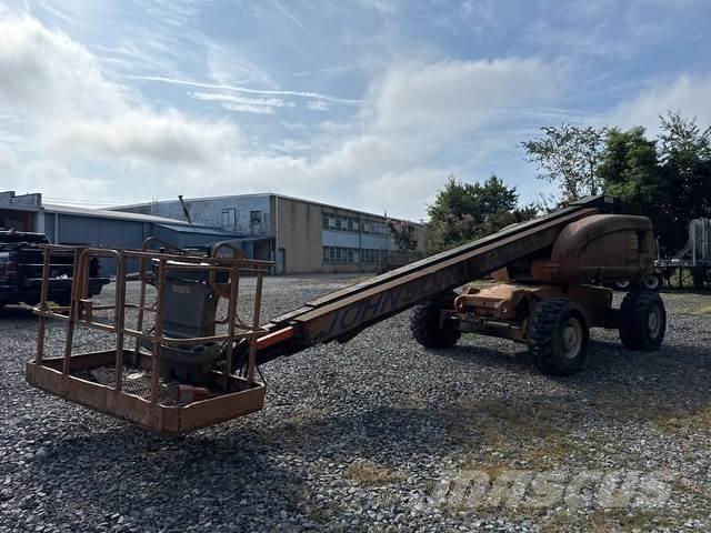 JLG 600S Teleskopik personel platformları