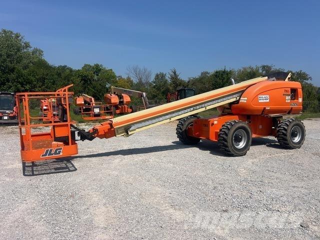 JLG 600S Teleskopik personel platformları