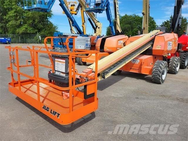 JLG 600S Teleskopik personel platformları
