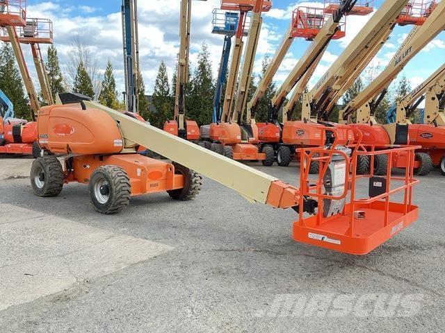 JLG 600S Teleskopik personel platformları