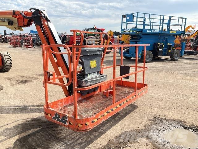JLG 660SJ Teleskopik personel platformları