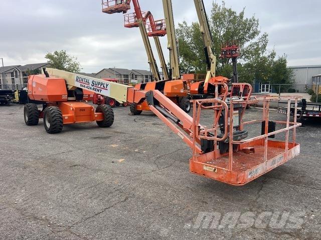 JLG 660SJ Körüklü personel platformları