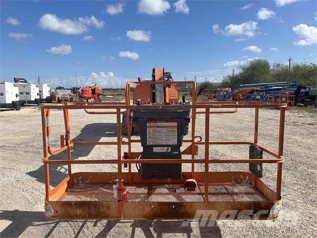 JLG 660SJ Teleskopik personel platformları