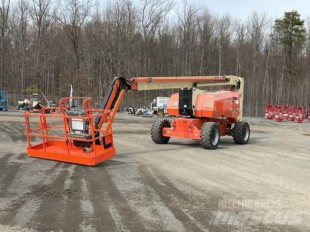 JLG 800 AJ Körüklü personel platformları