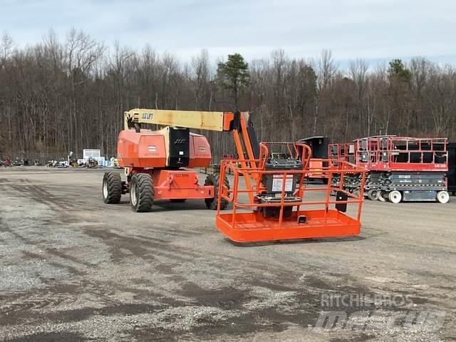 JLG 800 AJ Körüklü personel platformları
