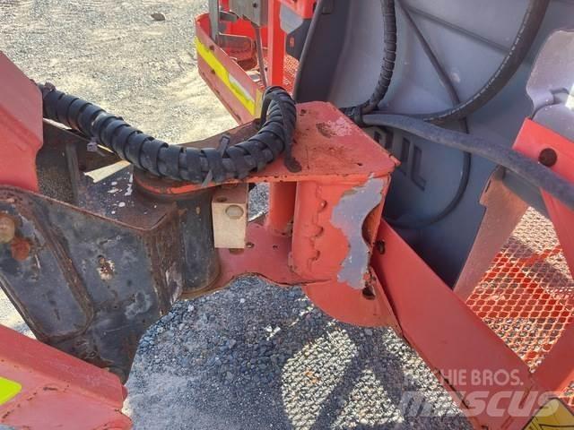 JLG 800 AJ Diger