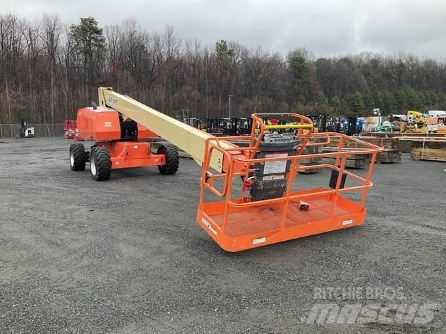 JLG 800 S Diger