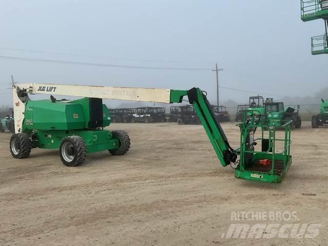 JLG 800AJ Körüklü personel platformları