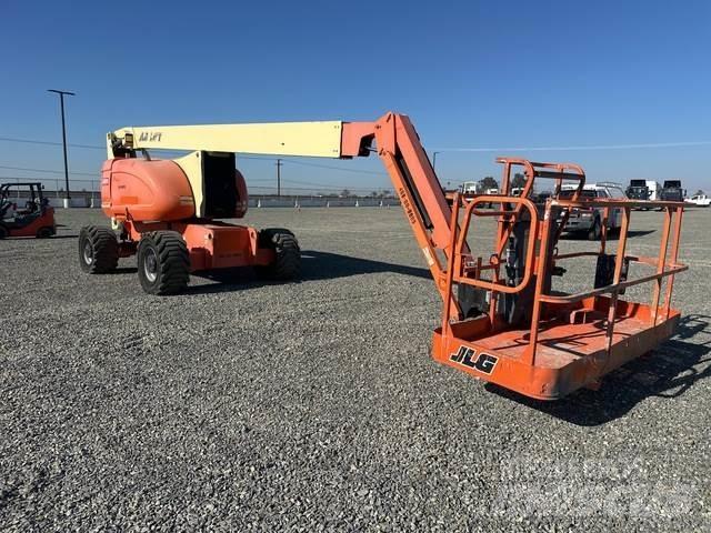 JLG 800AJ Körüklü personel platformları