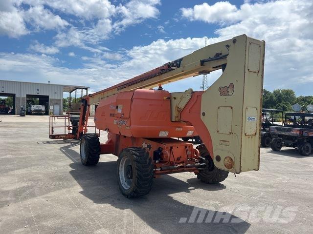JLG 800AJ Körüklü personel platformları