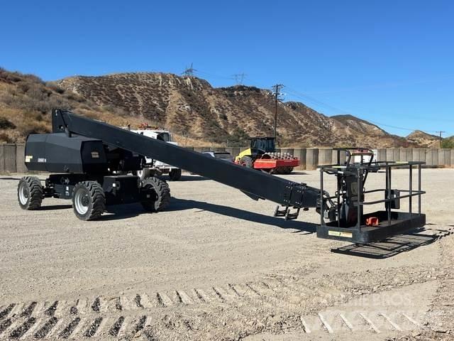 JLG 800S Diger