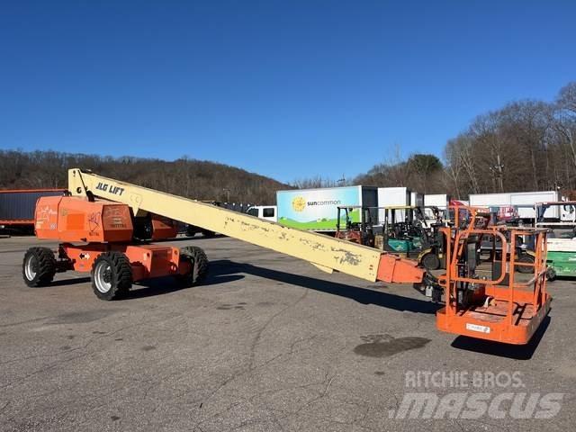JLG 800S Diger