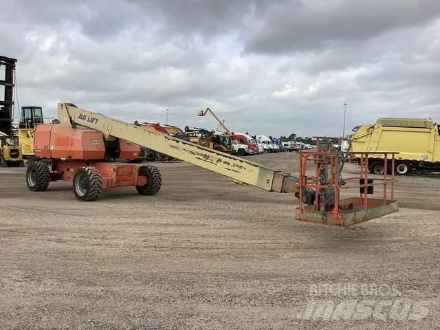 JLG 800S Diger