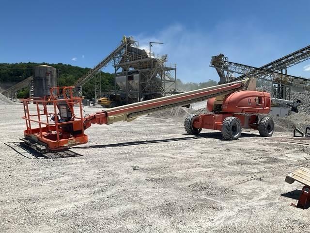 JLG 800S Diger