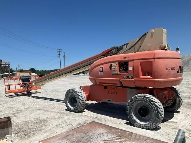 JLG 800S Diger