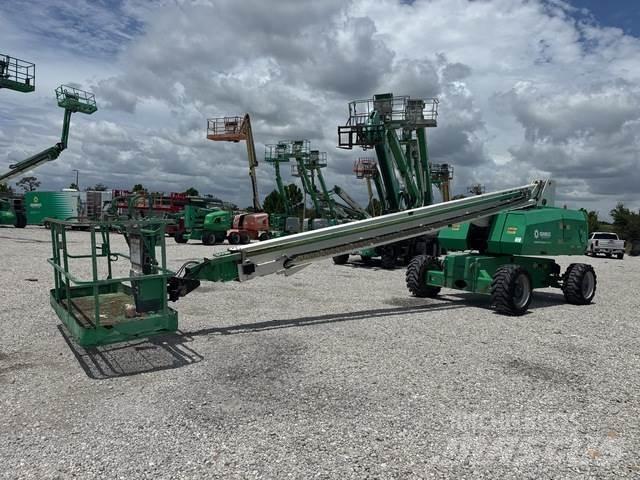 JLG 800S Diger