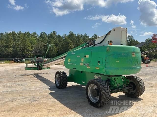 JLG 800S Diger