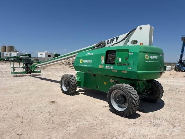 JLG 800S Diger