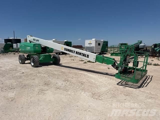 JLG 800S Diger