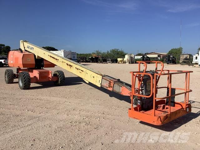 JLG 800S Teleskopik personel platformları