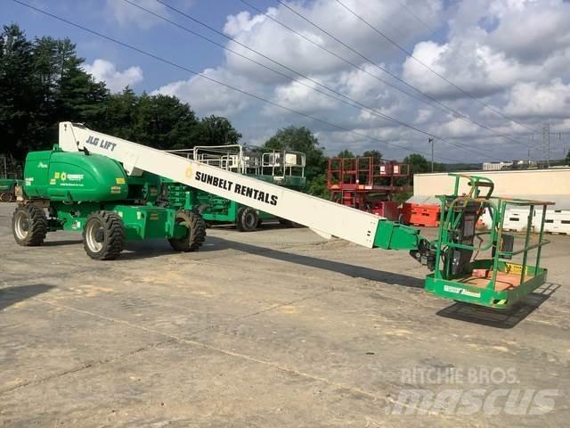 JLG 800S Diger