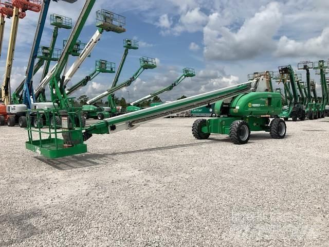 JLG 800S Diger