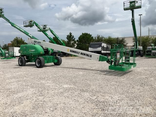 JLG 800S Diger