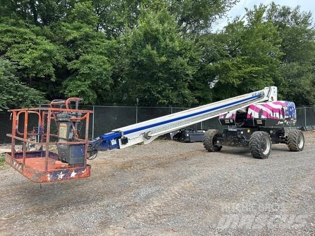 JLG 800S Diger