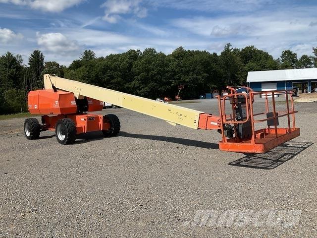 JLG 800S Teleskopik personel platformları
