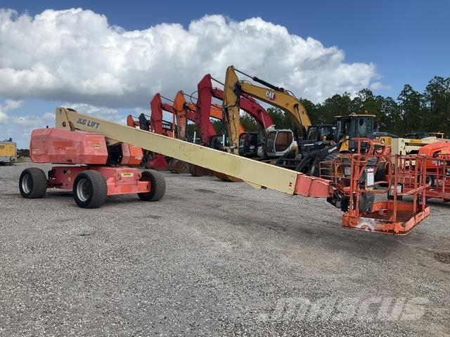 JLG 800S Teleskopik personel platformları