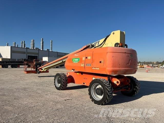 JLG 800S Teleskopik personel platformları