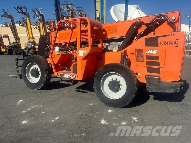 JLG 8042 Teleskopik yükleyiciler