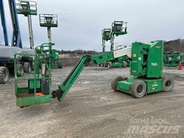 JLG E300AJ Körüklü personel platformları