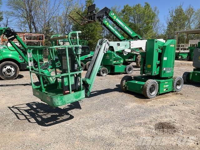 JLG E300AJ Körüklü personel platformları