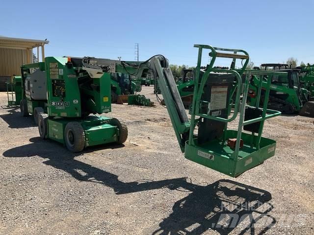 JLG E300AJ Körüklü personel platformları