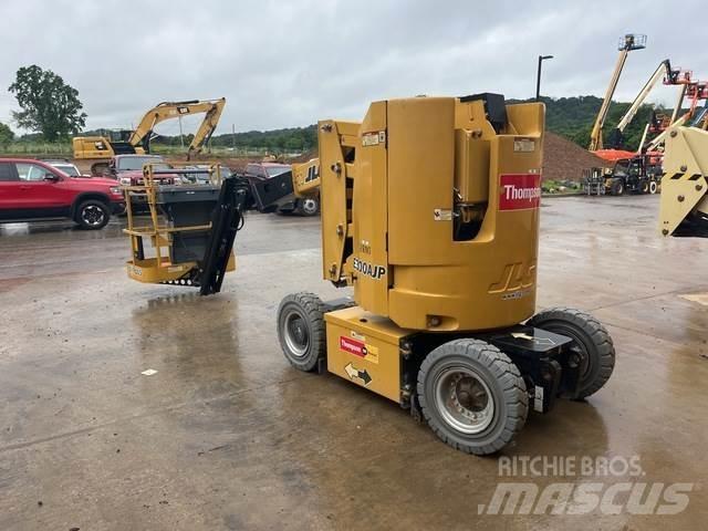 JLG E300AJP Körüklü personel platformları