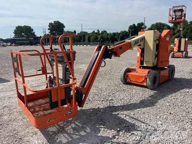 JLG E300AJP Körüklü personel platformları
