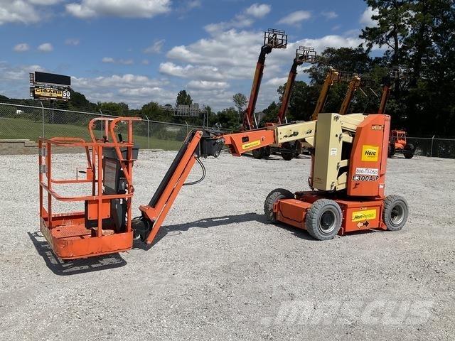 JLG E300AJP Körüklü personel platformları