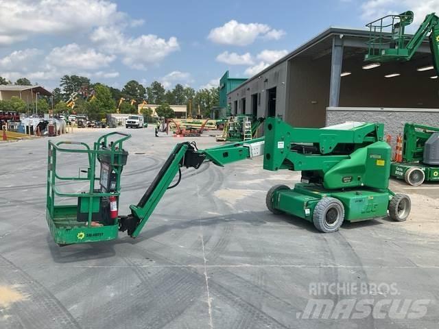 JLG E400AJP Körüklü personel platformları