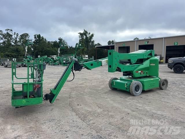 JLG E400AJPN Körüklü personel platformları