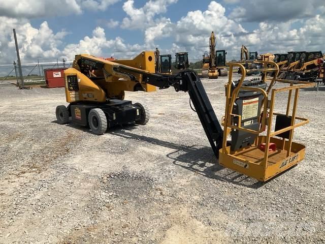 JLG E400AJPN Körüklü personel platformları
