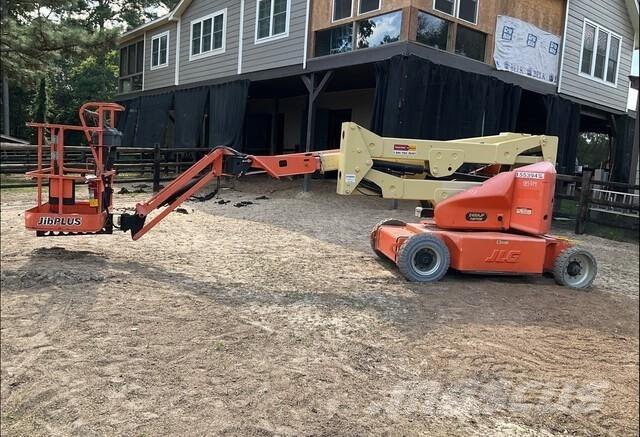 JLG E400AJPN Körüklü personel platformları