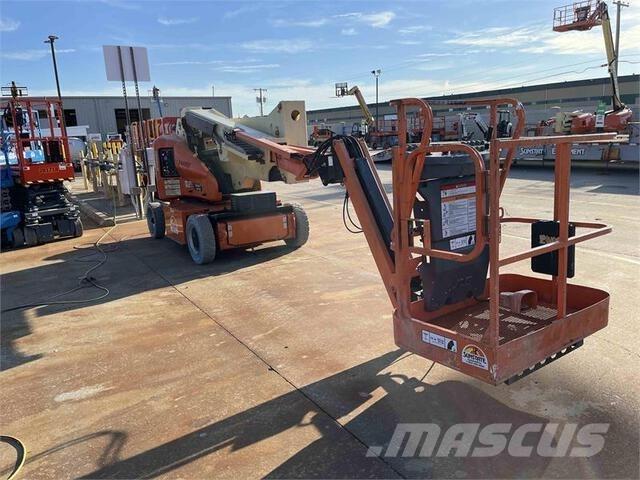 JLG E400AJPN Körüklü personel platformları