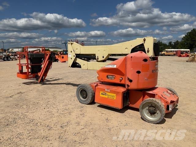 JLG E400AJPN Körüklü personel platformları