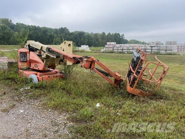 JLG E400AJPN Körüklü personel platformları