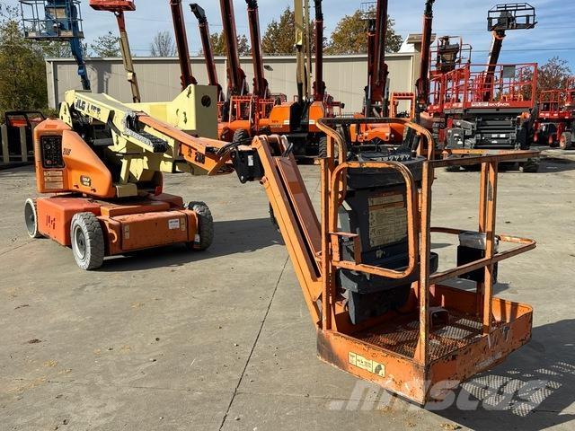 JLG E400AJPN Körüklü personel platformları