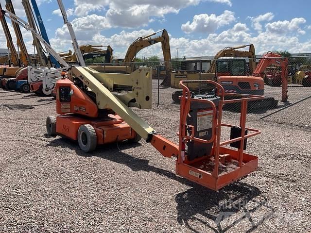 JLG E400AN Körüklü personel platformları
